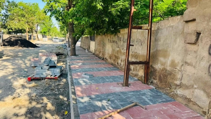 Patnos’ta Kaldırım Yenileme Çalışmaları Sürüyor