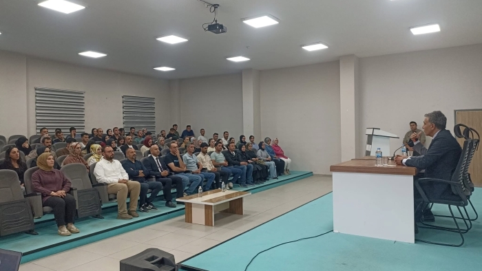 Ağrı’da Okul Bahçelerinde Görev Yapacak 100 Kişiye Eğitim